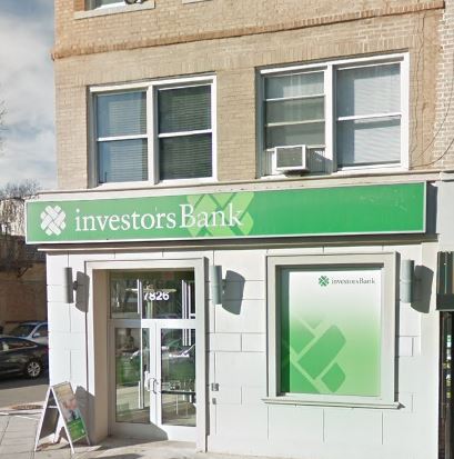 Investor's Bank on 5th Avenue in Bay Ridge was Robbed - March 2020